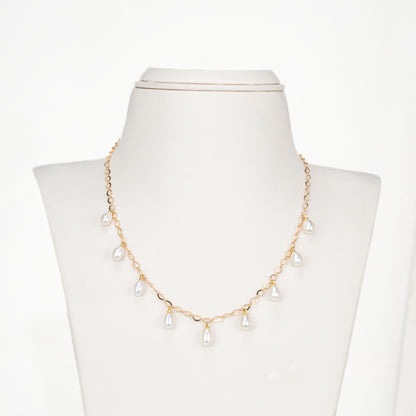 Elegant White Teardrop Freshwater Pearl Necklace