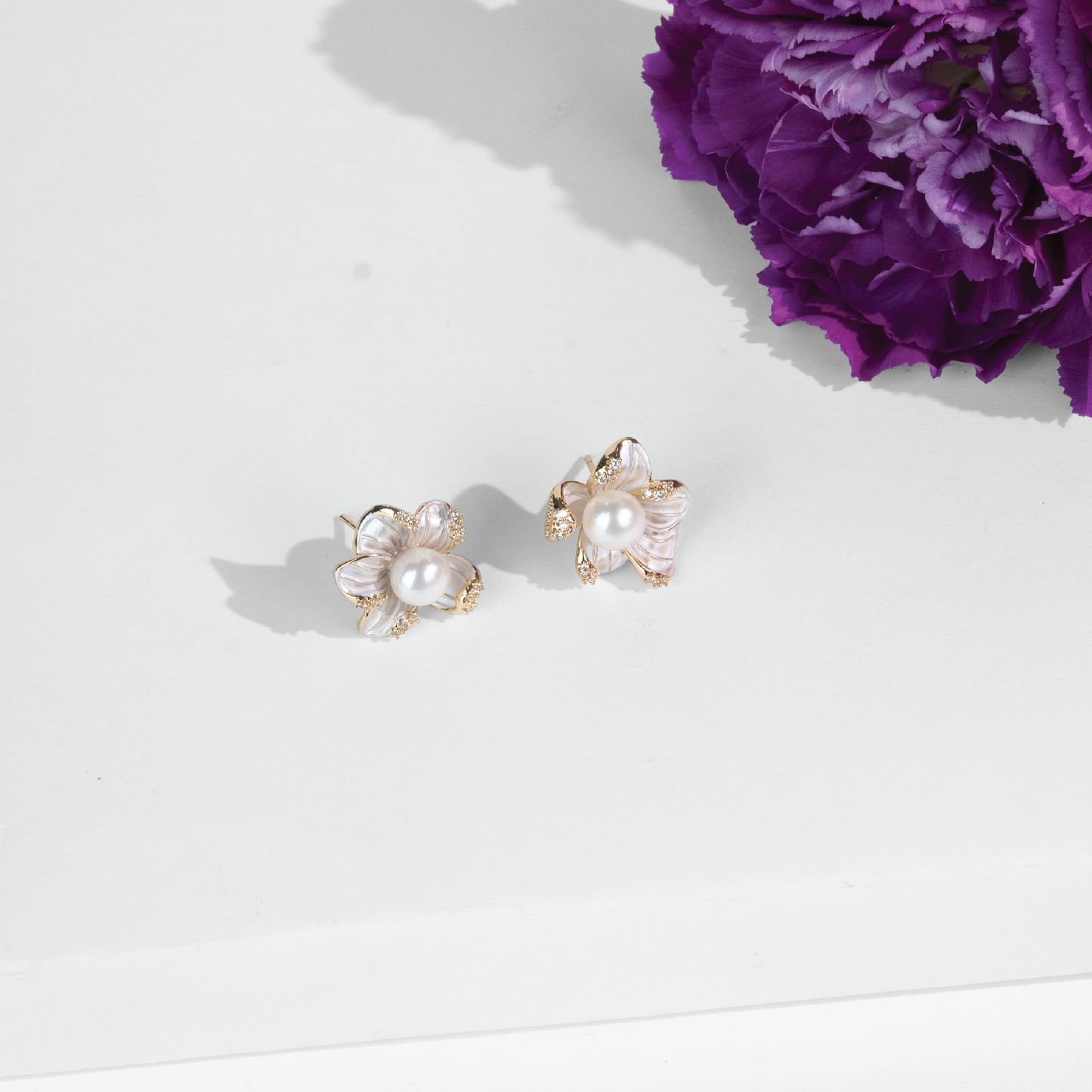 The Blossom Elegance Pearl Earring Gift Box