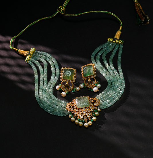 Delicate Emerald Kundan Choker