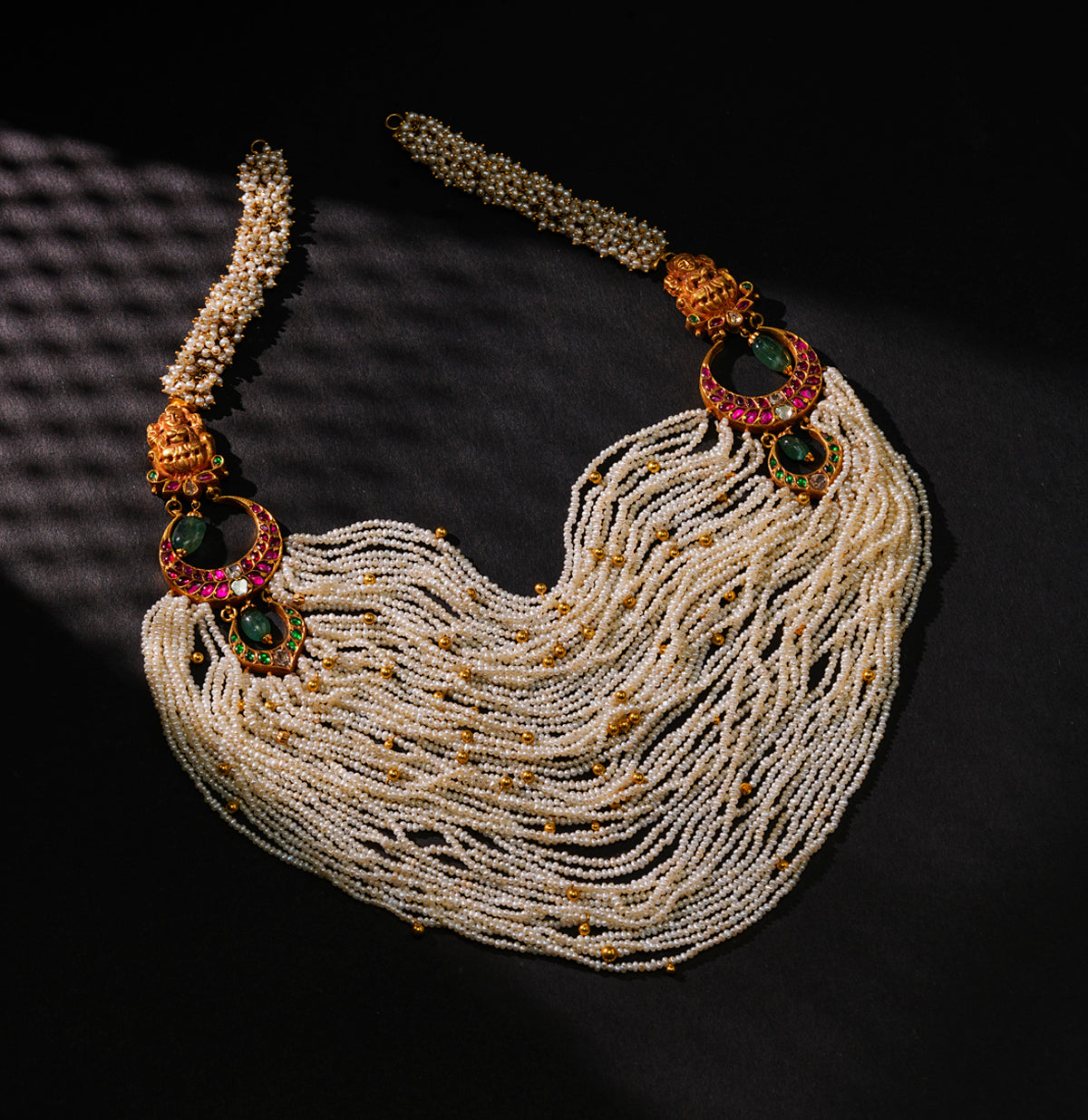 Trendy Kundan Side Pieces Necklace