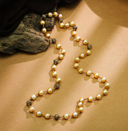 Lustrous Pearls Gold Taar Mala