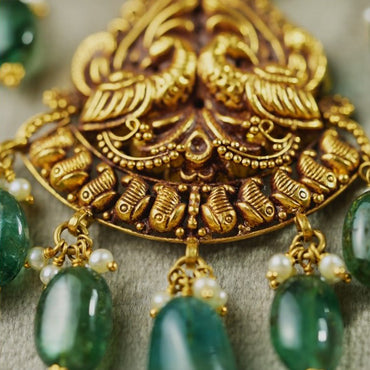 Genuine Gold Emerald Necklace Set