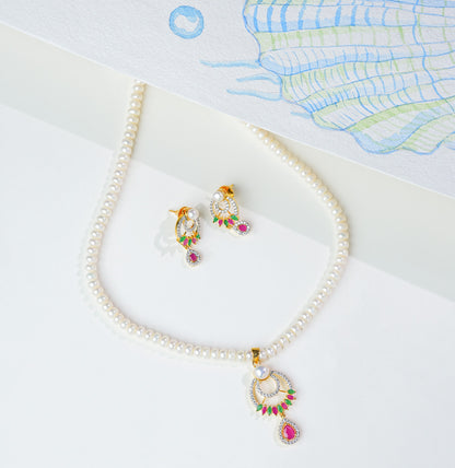 Glowy Red Green Freshwater Pearl Necklace Set