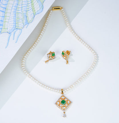 Premium Green Stone Freshwater Pearl Necklace Set