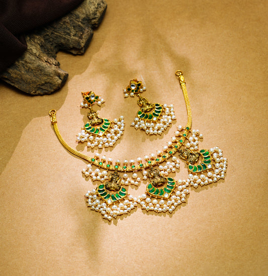 Charming Kundan Gutta Pusalu Necklace Set