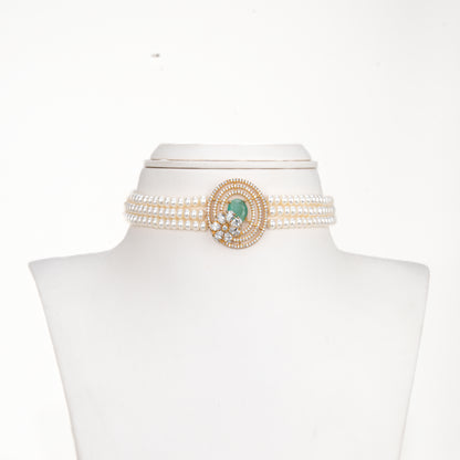Adorable Green Stone Freshwater Pearls Choker Set