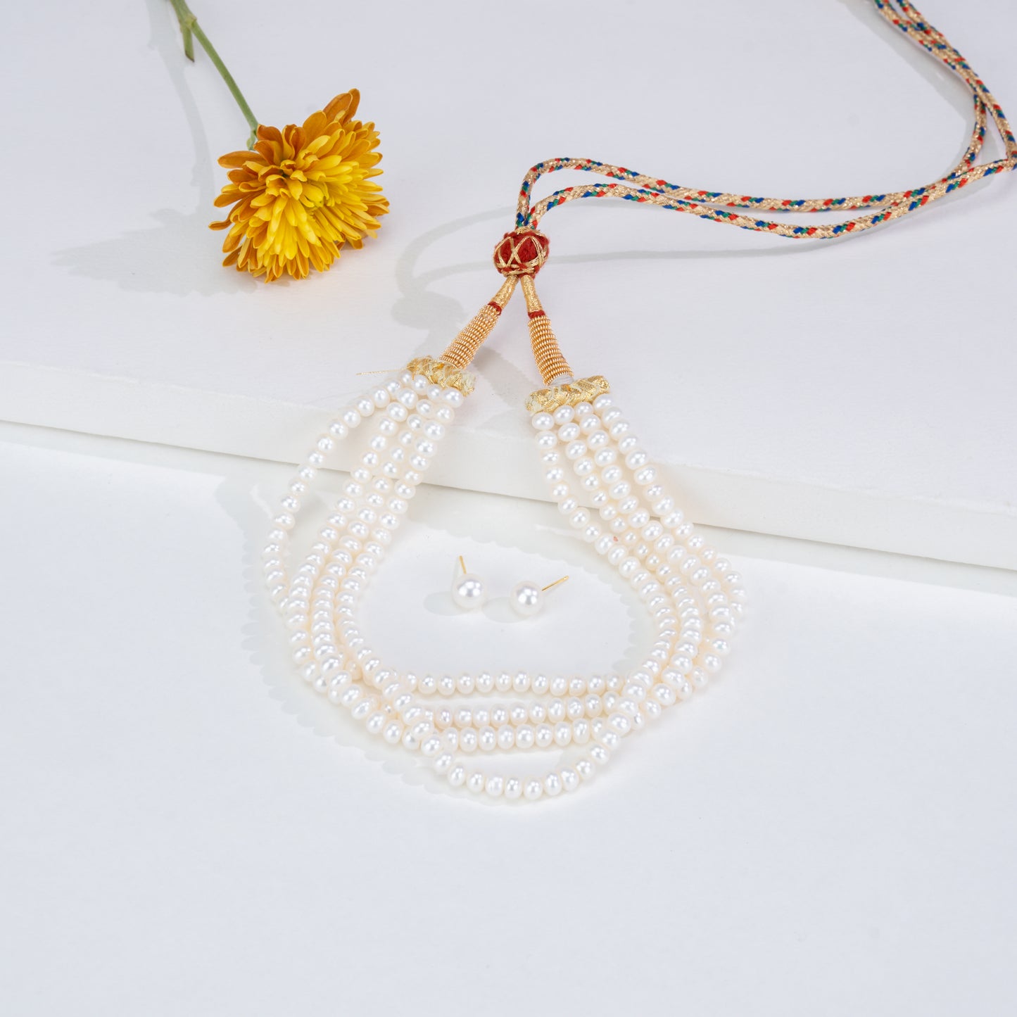Adorable White Freshwater Pearls Choker Set