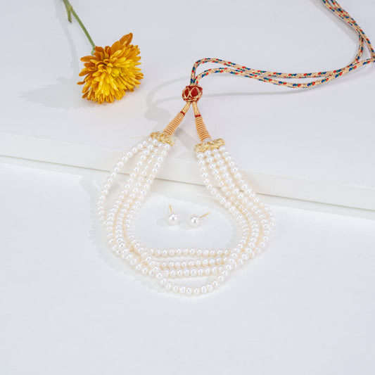 Adorable White Freshwater Pearls Choker Set