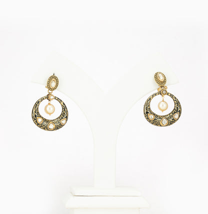 Sparkling Kundan Earring