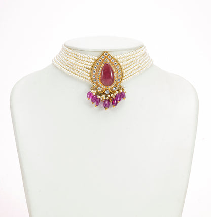 Elegant Ruby Pearl Choker