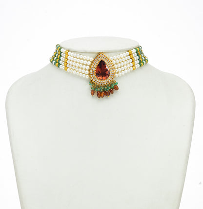 Radiant Pearl Emerald Stone Choker