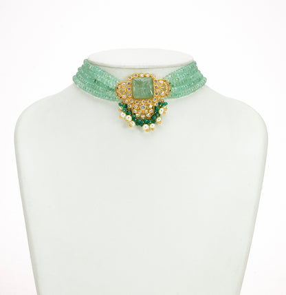 Delicate Emerald Kundan Choker
