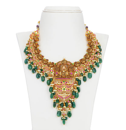 Embellished Kundan Necklace Set