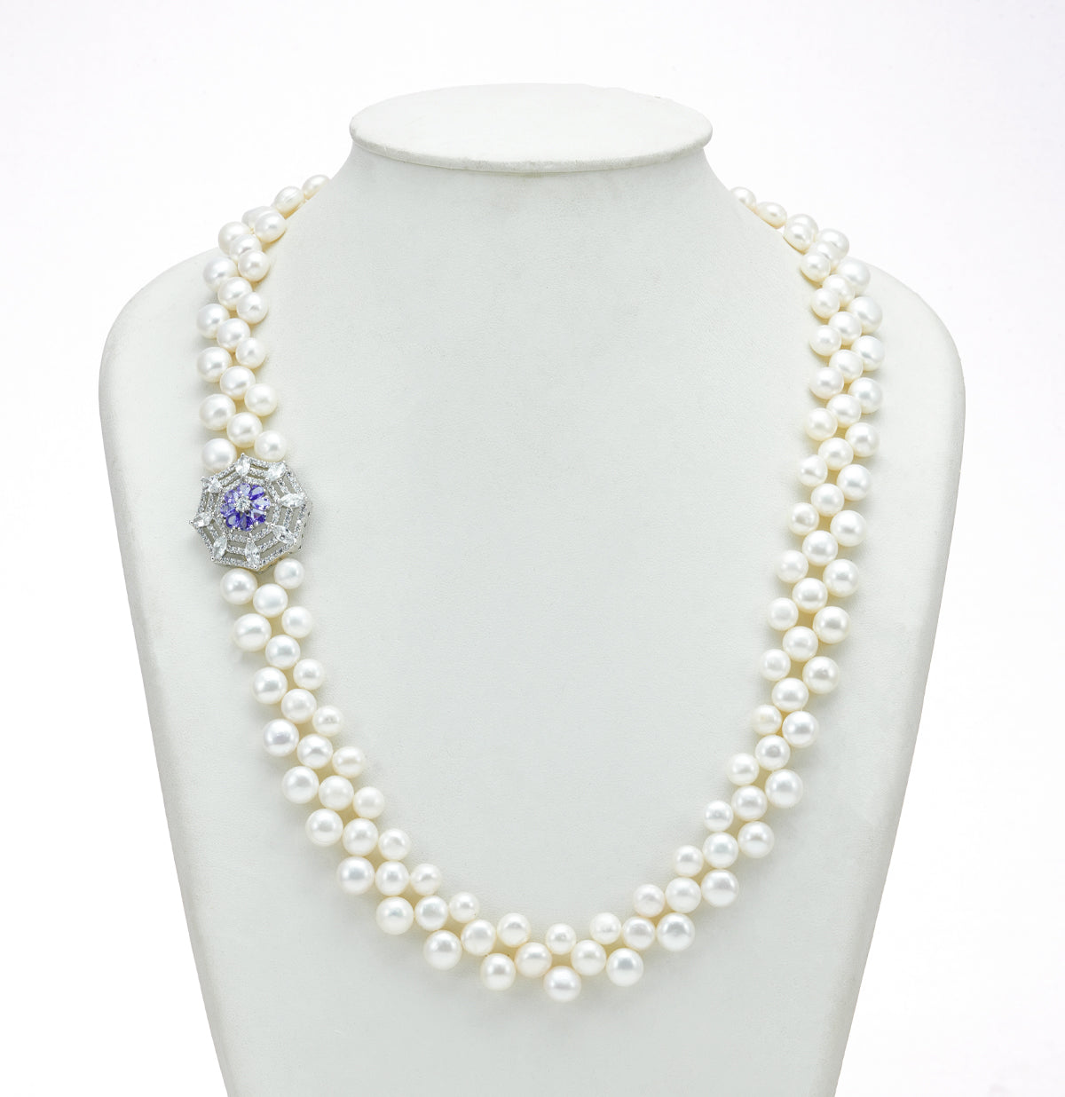 Sparkling Blue Stone Sidepiece Freshwater Pearls Necklace Set