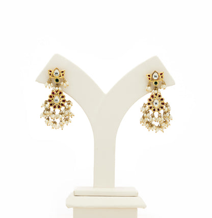 Intriguing Pearl Ruby Gold Earring