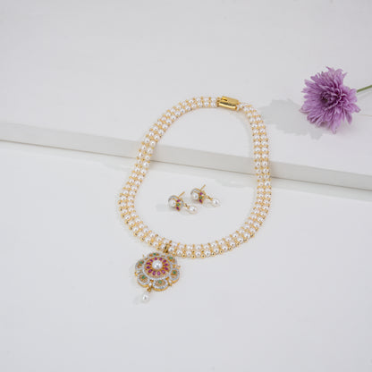 Brilliant Red Green Freshwater Pearls Necklace Set