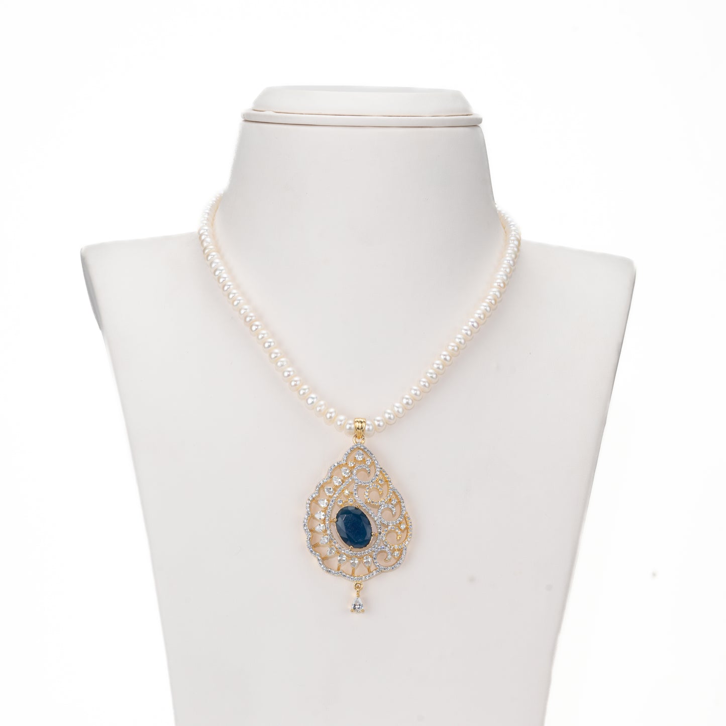 Lavish Blue Stone Freshwater Pearl Necklace Set