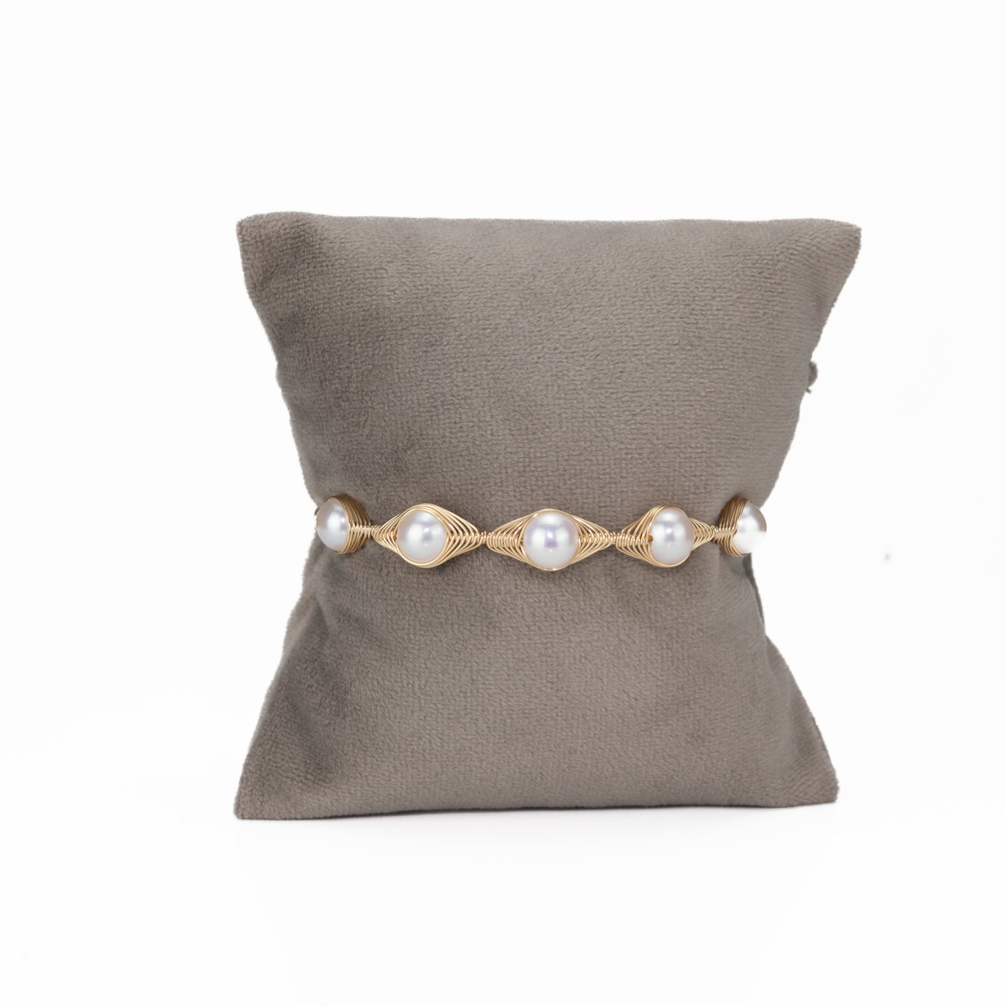 Refined White Near Round Freshwater Pearl Bracelet