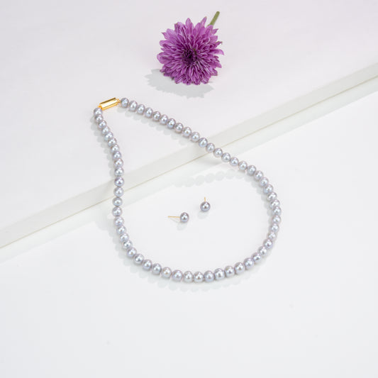 Graceful Grey Freshwater Necklace Gift Box