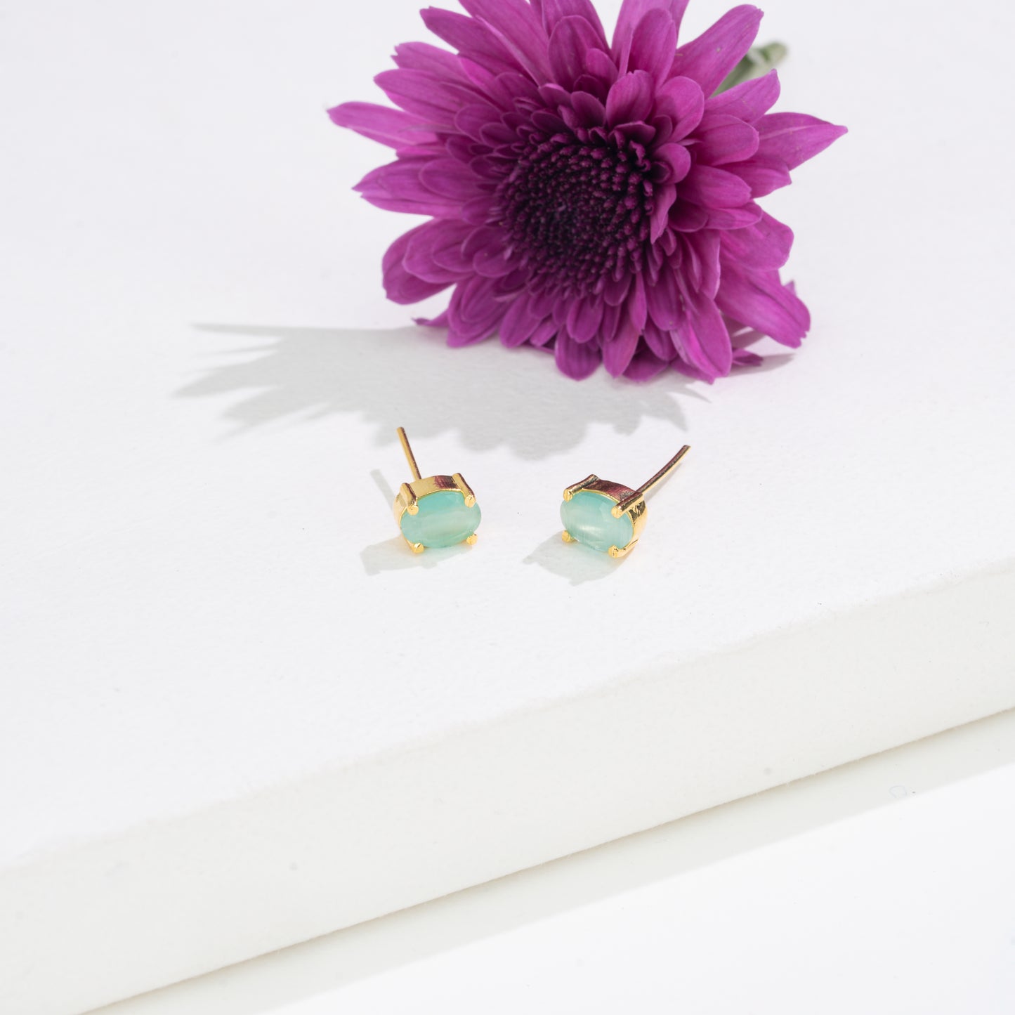 Elegant Oval-Cut Changeable Frame Stud Earrings with Multi-Coloured Stones