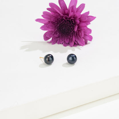 7-Day Timeless Pearl Earrings Gift Box- 7 Styles in One Box