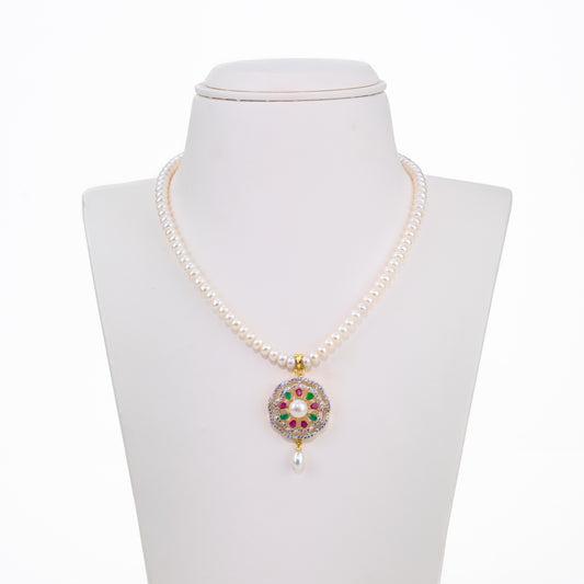 Glowy Red Green Freshwater Pearl Necklace Set