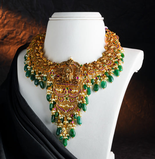 Embellished Kundan Necklace Set