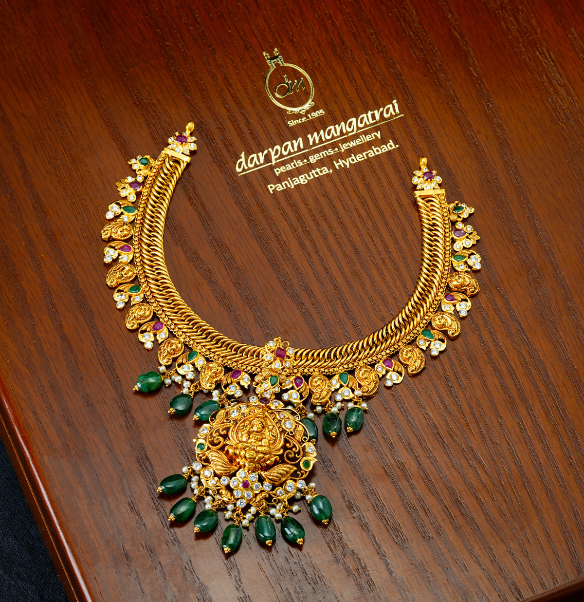 Shimmering Gold Stone Necklace