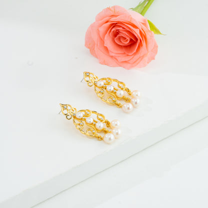 Exceptional Mix Freshwater Pearl Dangling Earring