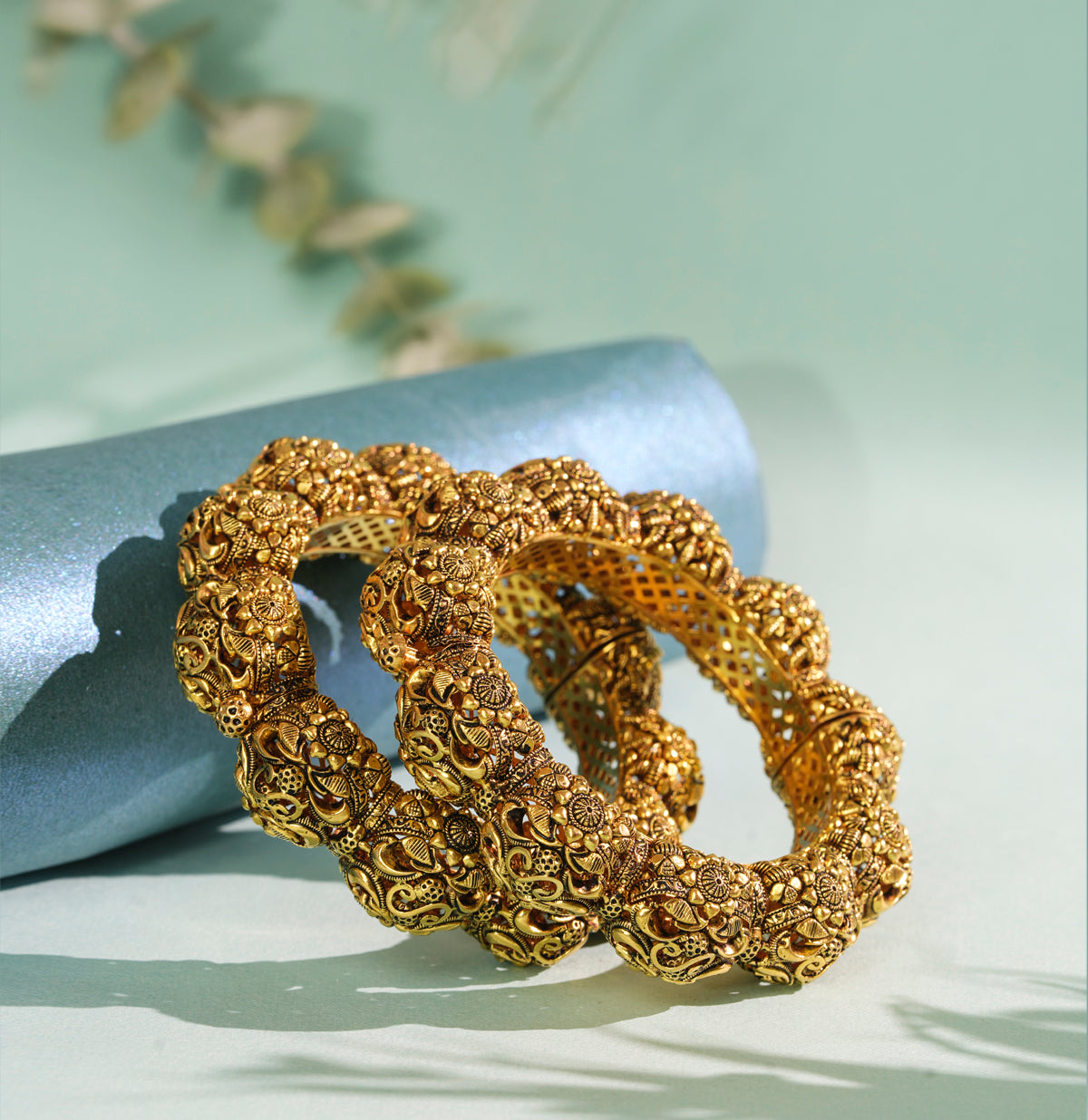 Antique Finish Gold Nakshi Bangle