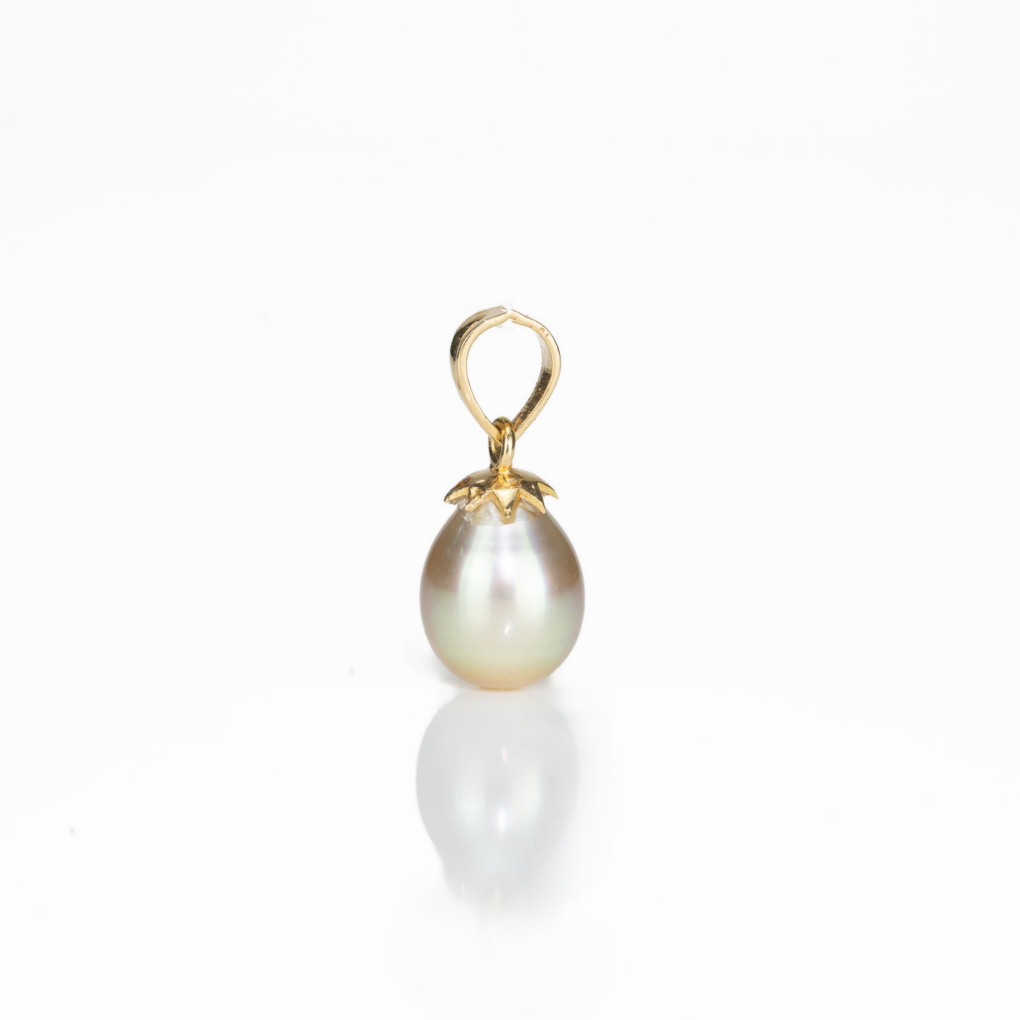 13.0-14.0mm Classic Golden Drop South Sea Pearl With 18K Yellow Gold Pearl Locket