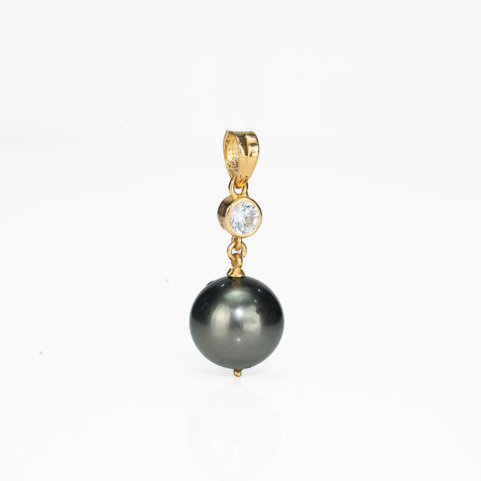 13.0-14.0mm Black Tahitian Pearl With 22K Yellow Gold Stone Pearl Locket