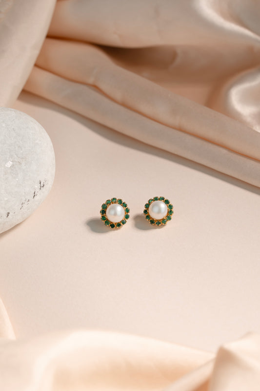 Graceful Emerald Pearl Gold Earrings