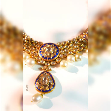 Alluring Kundan Gold Necklace