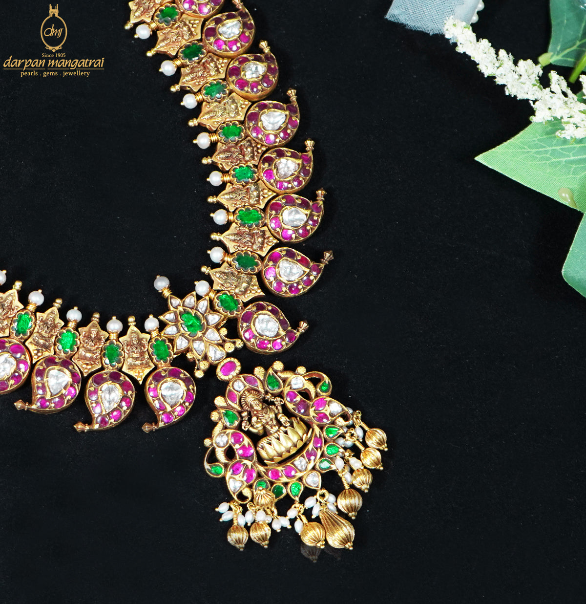 laxmi Devi Gold Antique Kundan Necklace