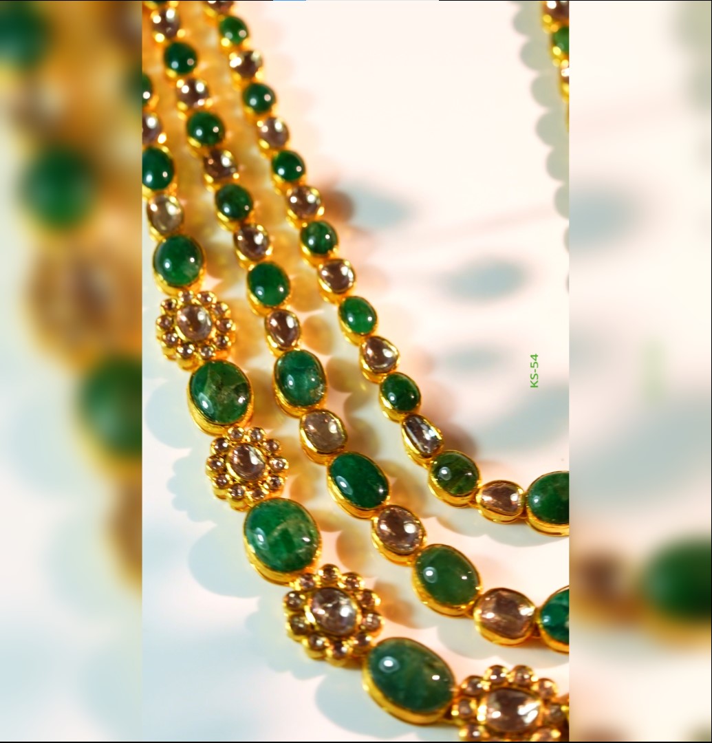 Gorgeous Polki Emerald Necklace