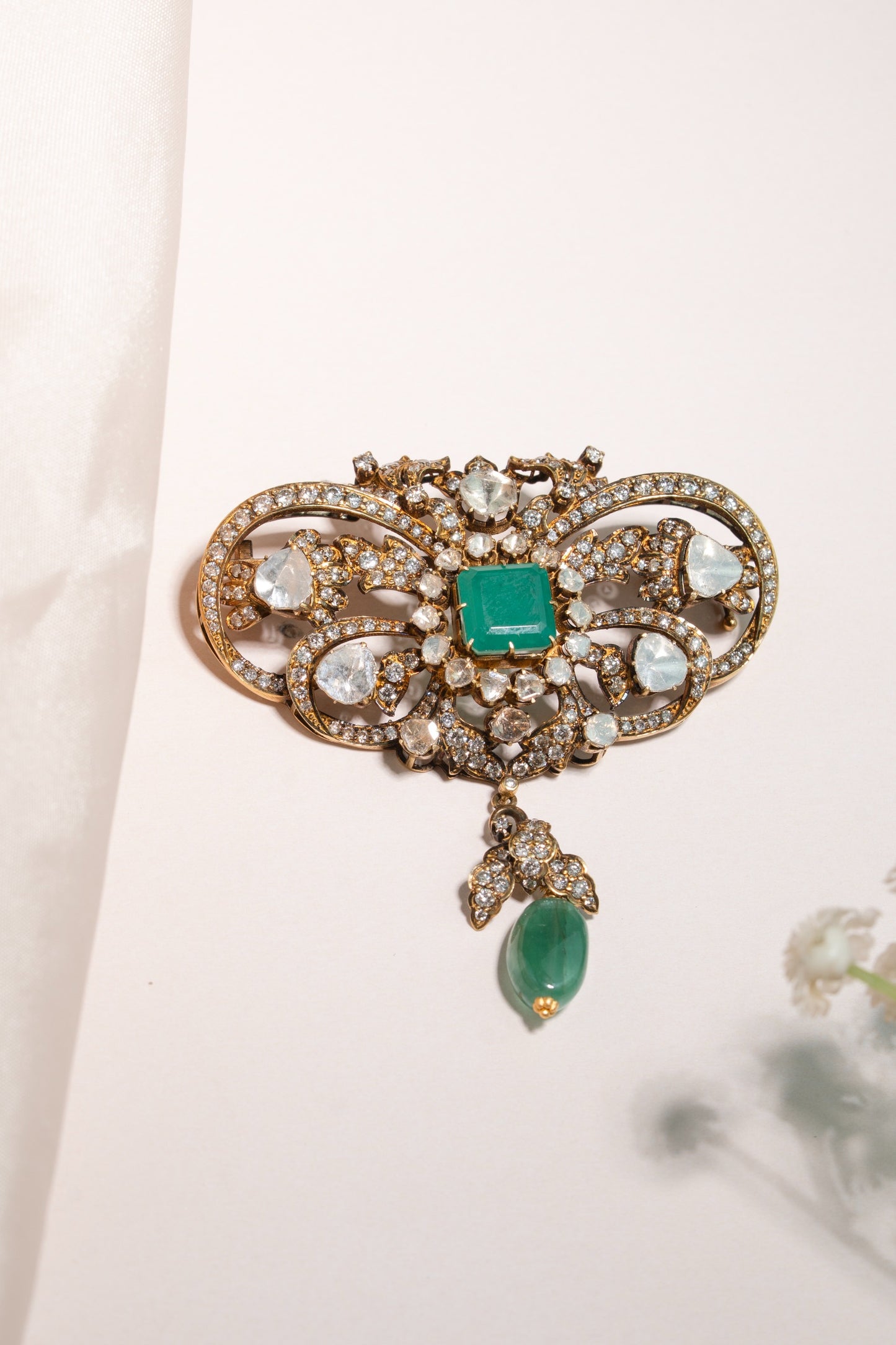Emerald Grace Heritage Brooch