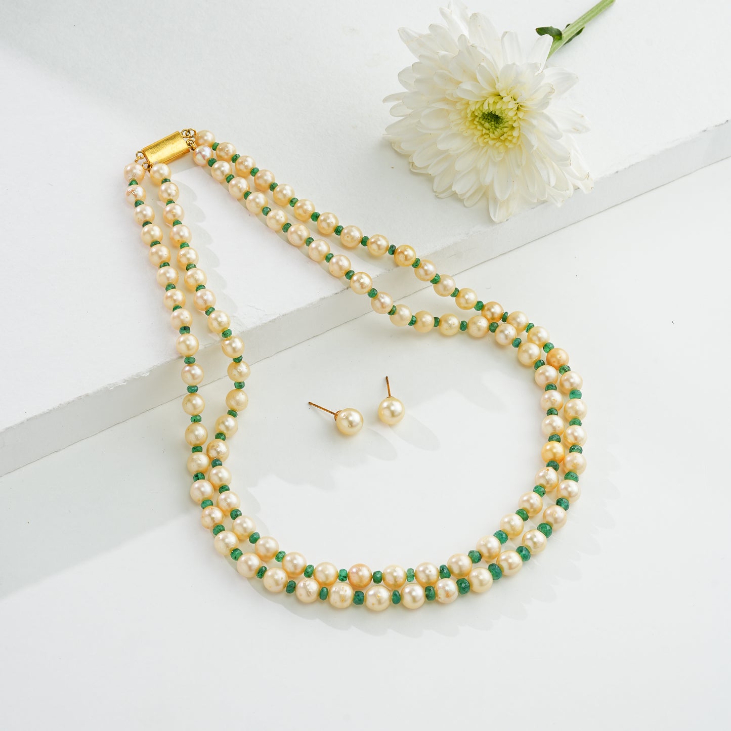 Natural Emerald and Golden  Akoya SaltwaterPearls Necklace Set - A Quality