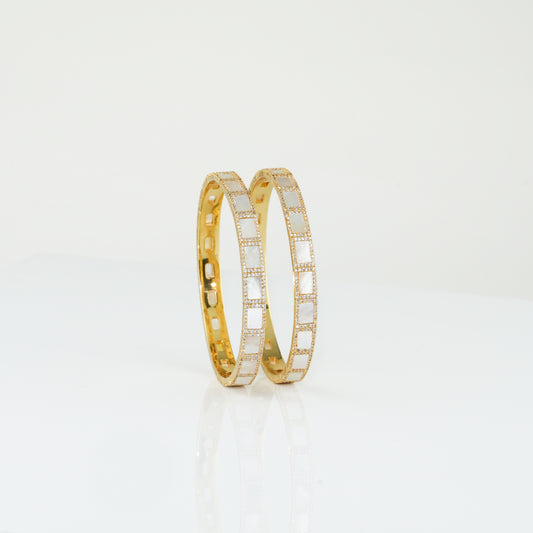 Decorative White Pearl Bangles