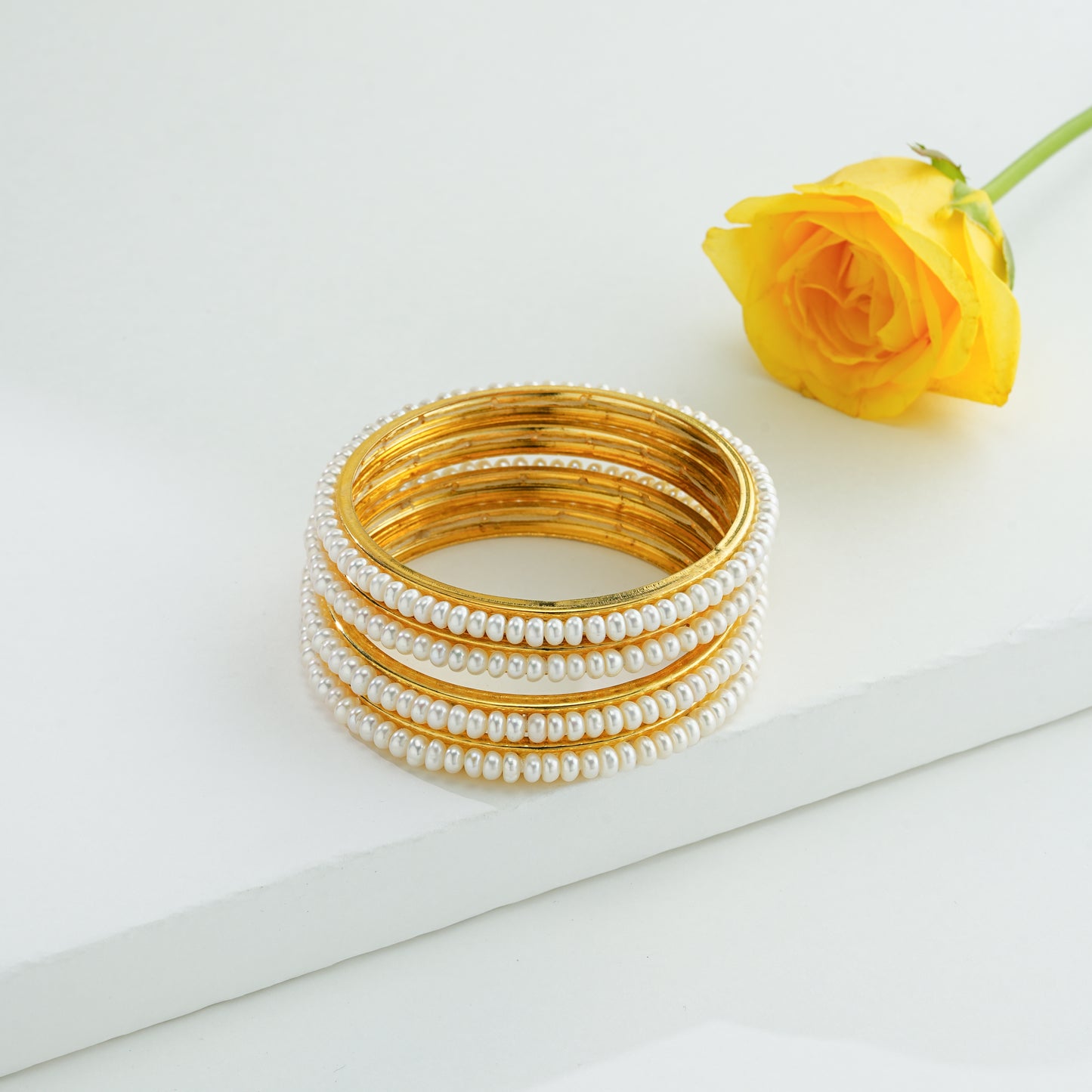 Casual White Freshwater Pearl Bangle