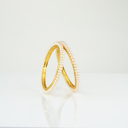 Superior Pink Freshwater Pearl Bangle