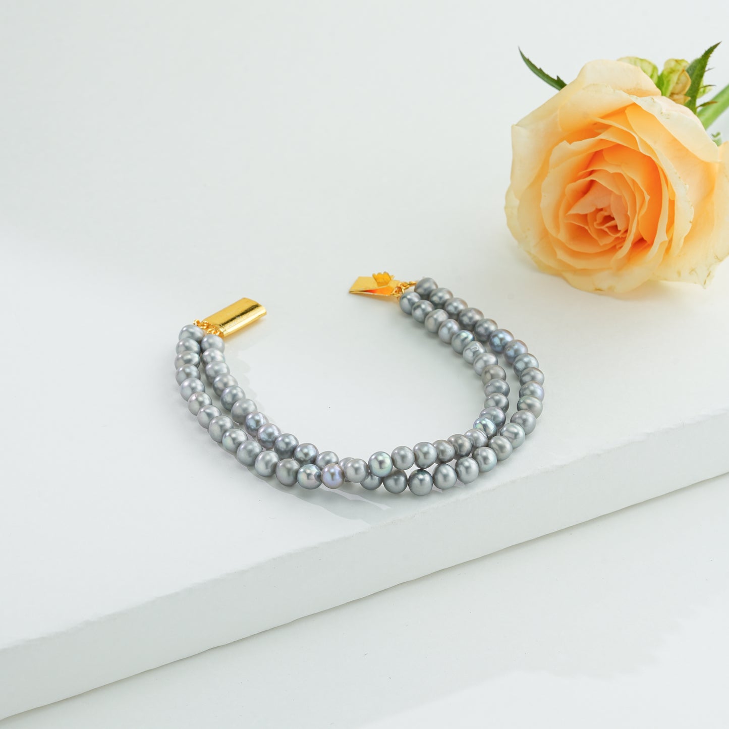 5.0-6.0mm Adorable Grey Round Freshwater Pearl Bracelets