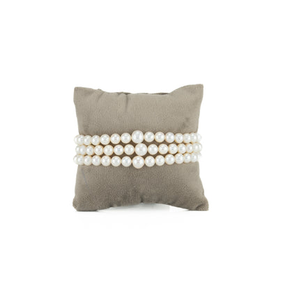 Grading Round White Freshwater Pearl Bracelet