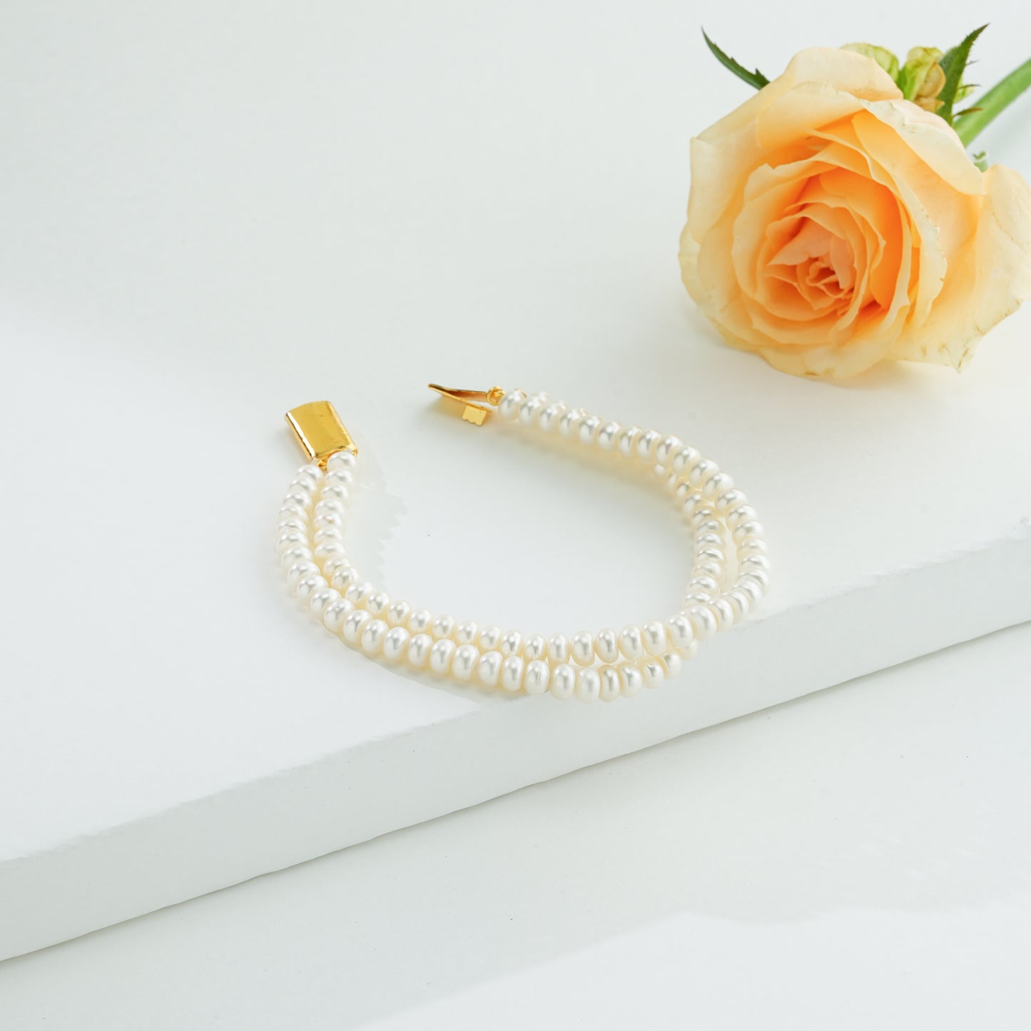 3.0-4.0mm Favorite White Button Freshwater Pearl Bracelets