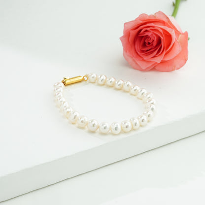 6.0-7.0mm White Near Round Freshwater Pearl Bracelet