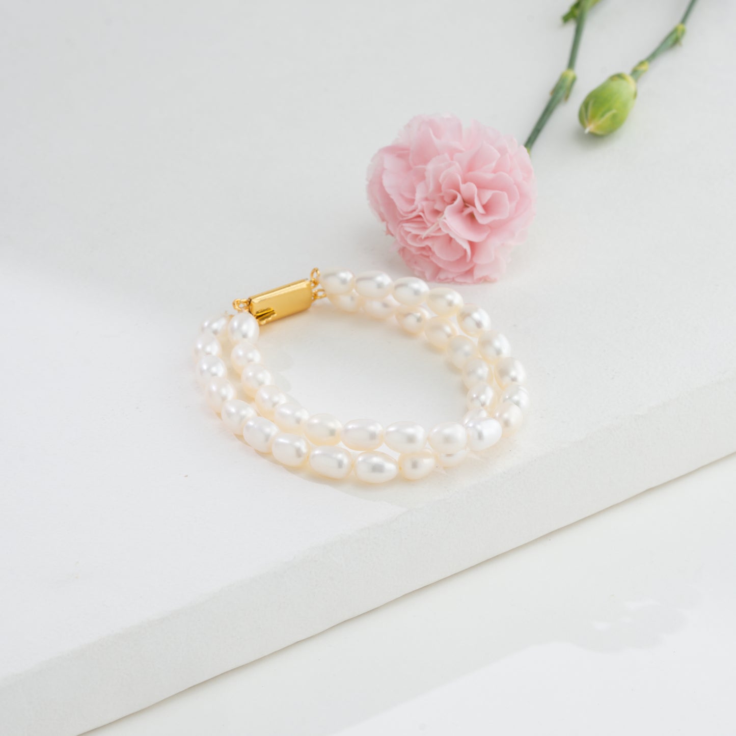 8.0-9.0mm White Drop Freshwater Pearl Bracelet
