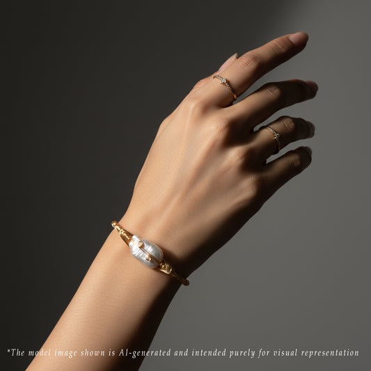 Durable White Baroque Freshwater Pearl Bracelet