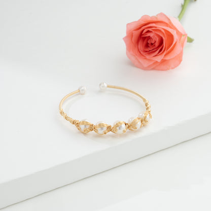 Superior White Near Round Freshwater Pearl Bracelet