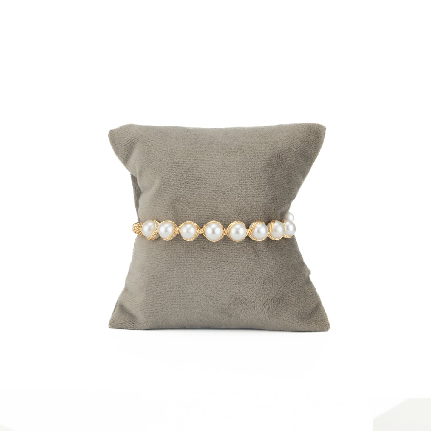Edgy White Near Round Freshwater Pearl Bracelet