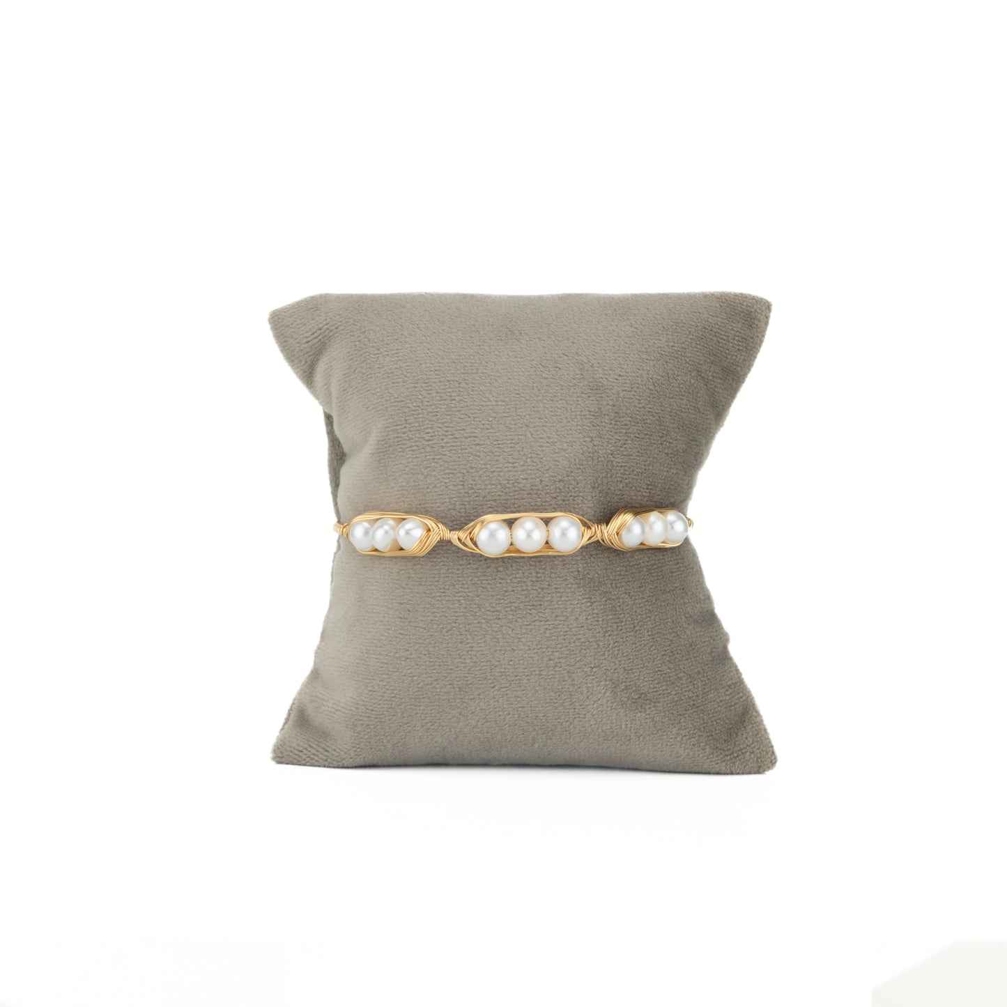 Reflective White Near Round Freshwater Pearl Bracelet